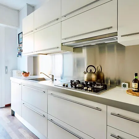 Savona Corner Apartment *