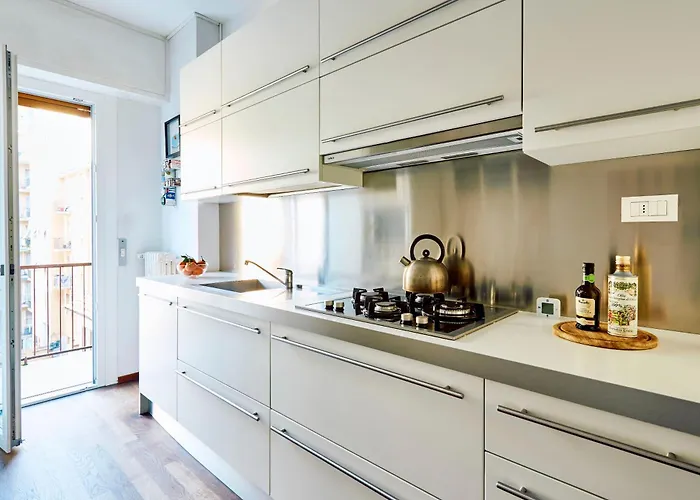Savona Corner Apartment *